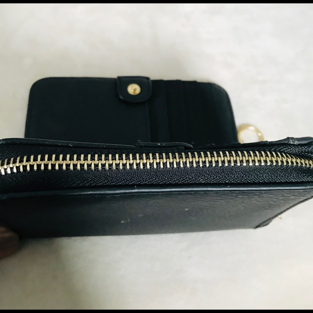 Wallet - Picture 3 of 6